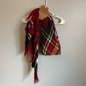 NWT Womens blanket scarf